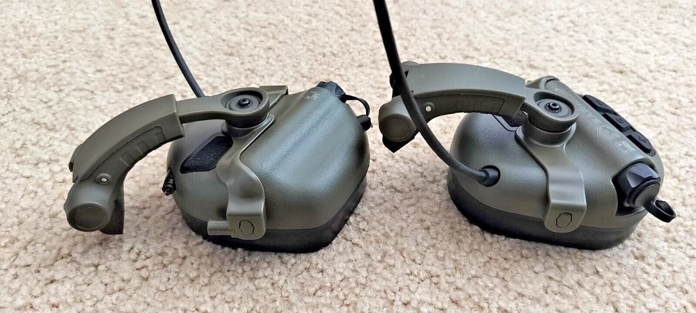 EARMOR Tactical Communication Headset **TESTED READ DESC**