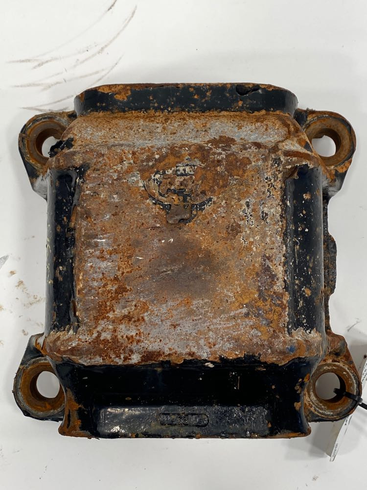 Mack Camelback Suspension Bracket 52QK418P5 (641-12330)