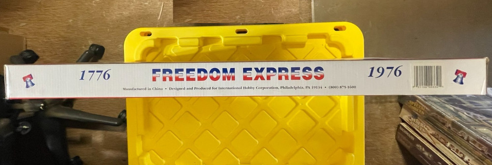 IHC HO - Freedom Express Train Set