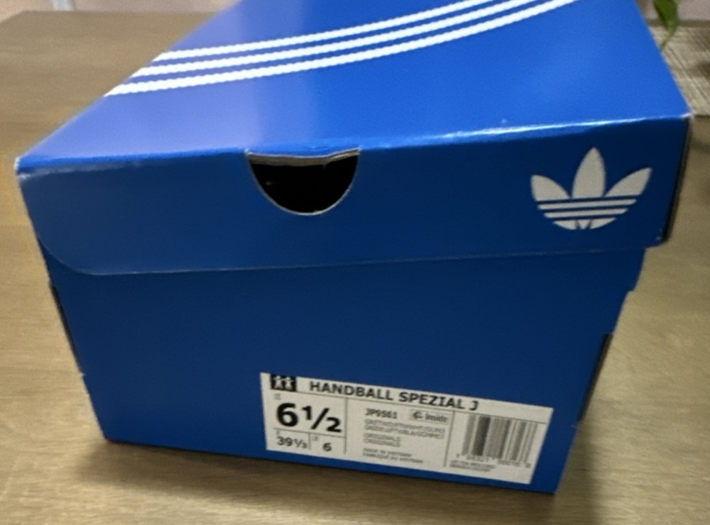 adidas Blue & White Cardboard Gift Box Rectangle Medium 3P9561 Solid Plain