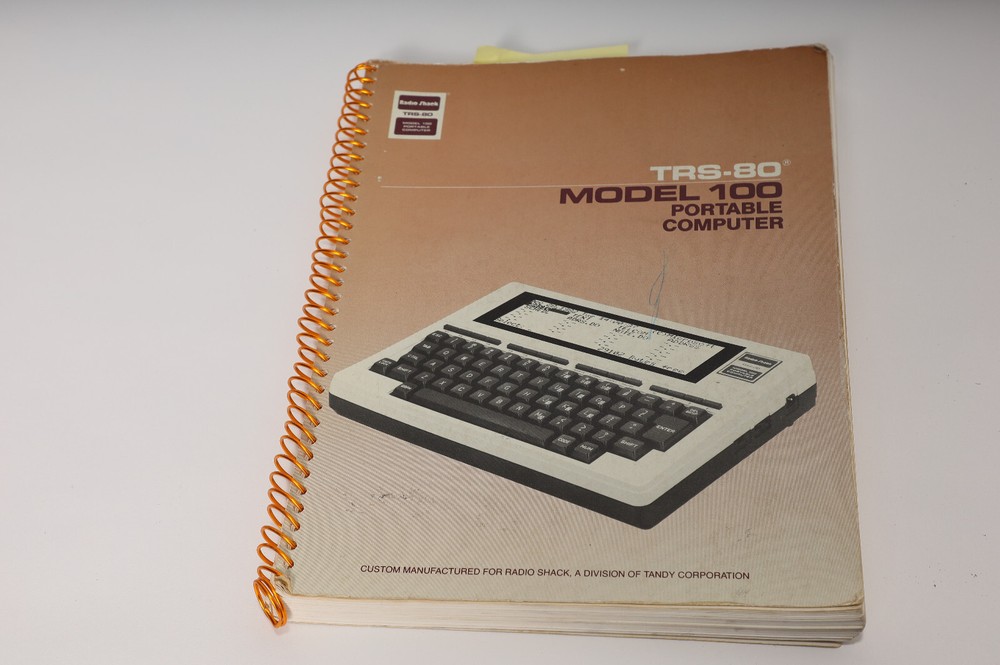 Radio Shack TRS-80 Model 100 Portable Computer - Working!