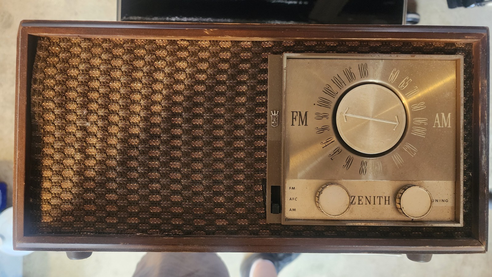 Zenith M730 Vintage AM/FM RADIO - Tested Works - Very Nice