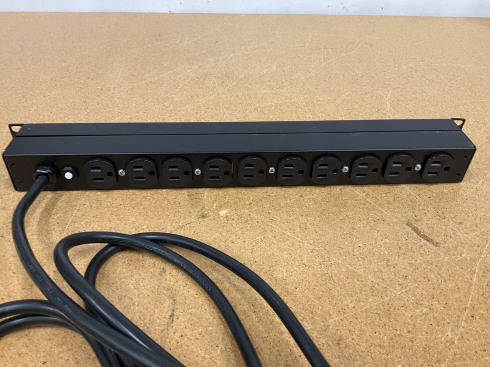 APC E157293 AC 120V/15A/50/60HZ INPUTS & OUTPUTS