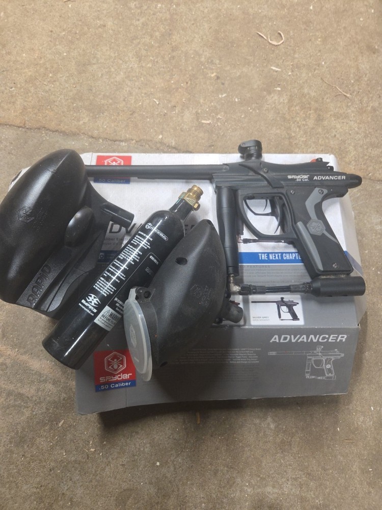 Spyder Advancer Paintball Gun