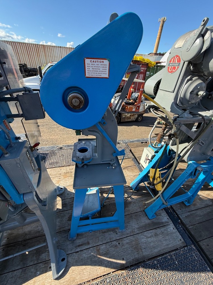Perkins Model JR 3 Ton Mechanical OBI Punch Press