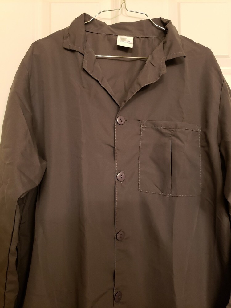🎉Lab Gown- size M 36