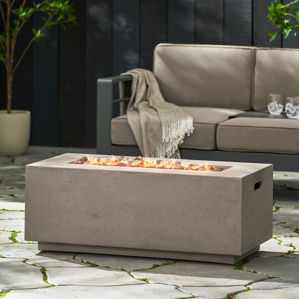40" Outdoor 40,000 BTU Rectangular Magnesium Oxide Concrete Propane Fire Pit