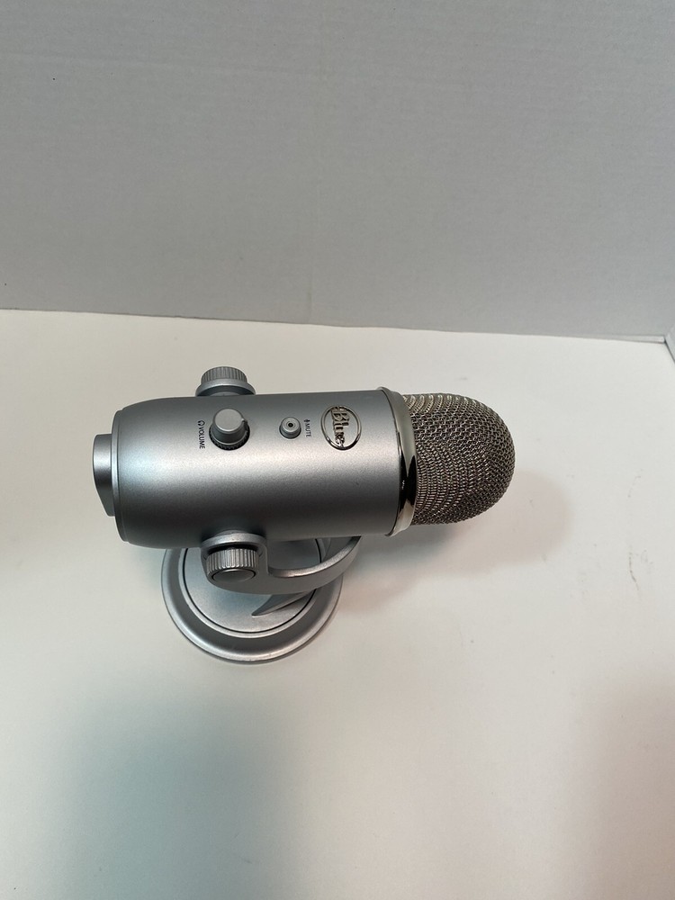 Blue Yeti USB Microphone [ Pre - Owned ] Tested and Working