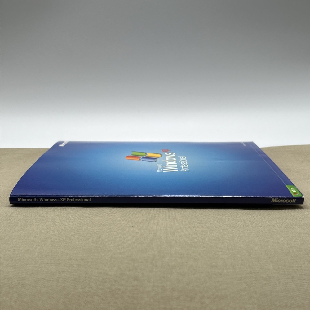 Microsoft Windows XP Professional (CD-ROM 2002 Version) w/ Product Key Complete