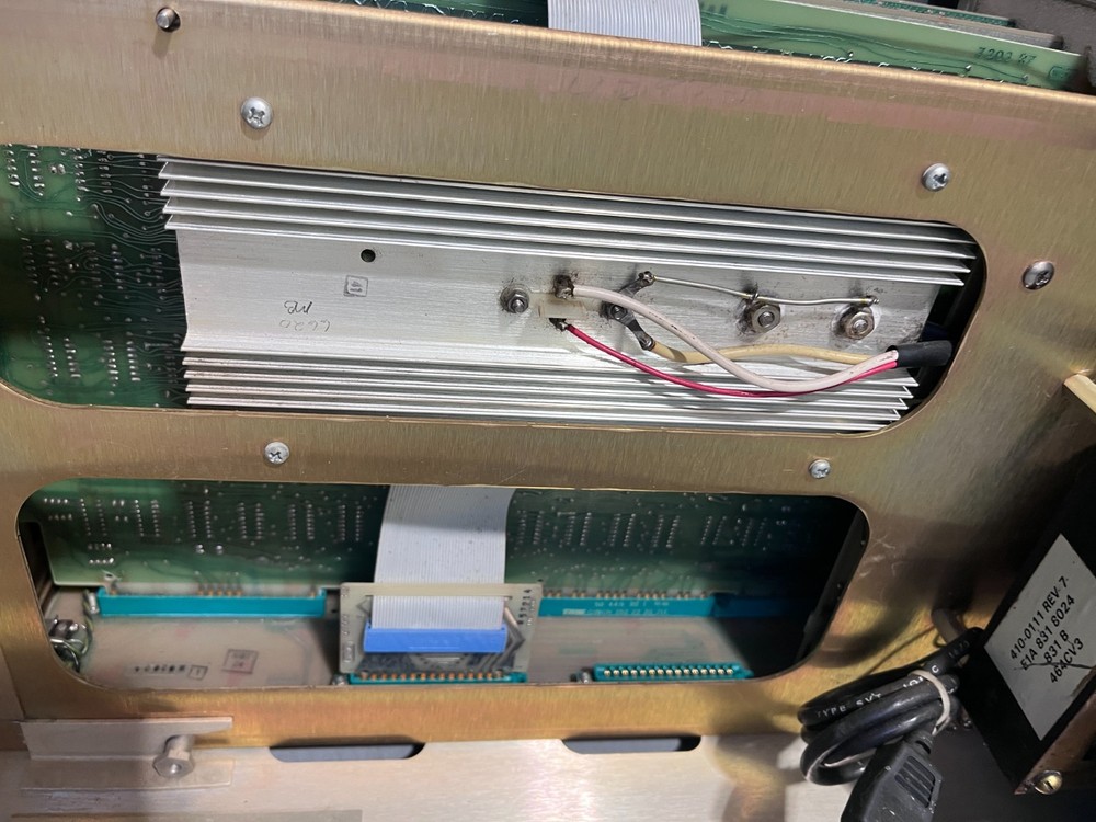 Vintage Wang 5525 Computer - 8'' floppy disk drive- Untested - Powers on