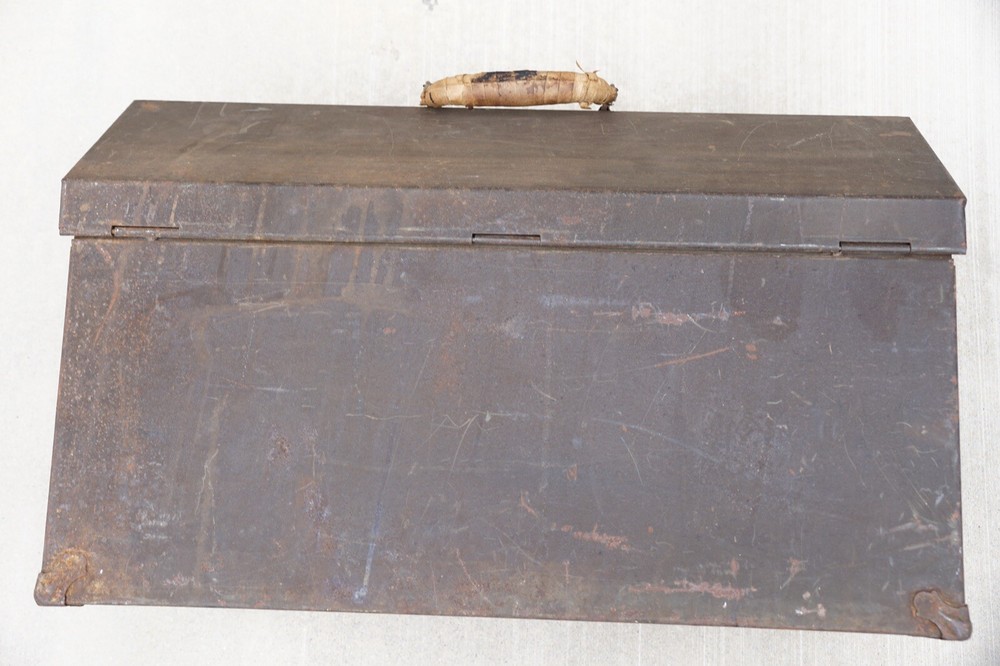 Vintage Duplex GREEN Metal Tool Box Handle Insert