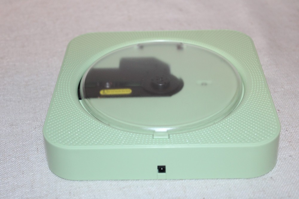 "Read" -- Portable Wall Mountable Bluetooth CD Player with Remote Control Green