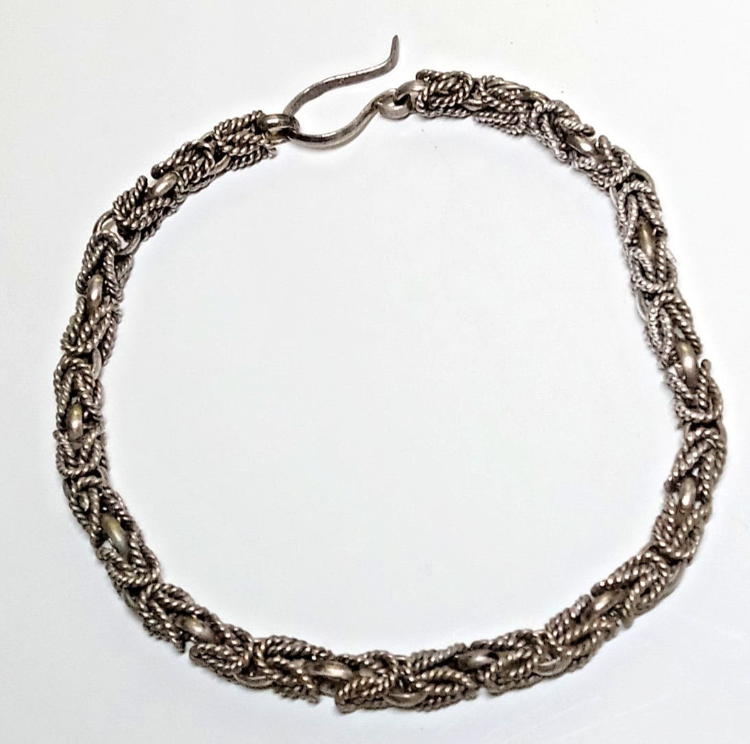 STERLING SILVER BYZANTINE LINK BRACELET 12gm OLD FROM BALI 8 1/4" INCLUDING HOOK