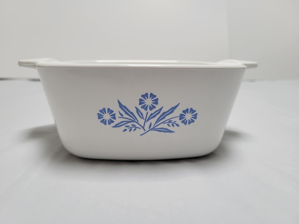 Vintage Blue Cornflower Dish P-43B Petite 22 Oz. Corning Ware-Range/Microwave