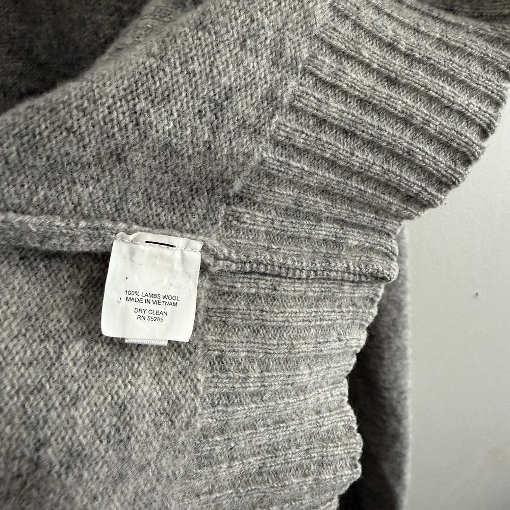 Express Men’s Wool Grey V Neck Knit Pullover Sweater Large