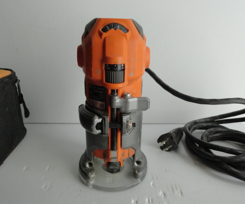 Ridgid R2401 Router