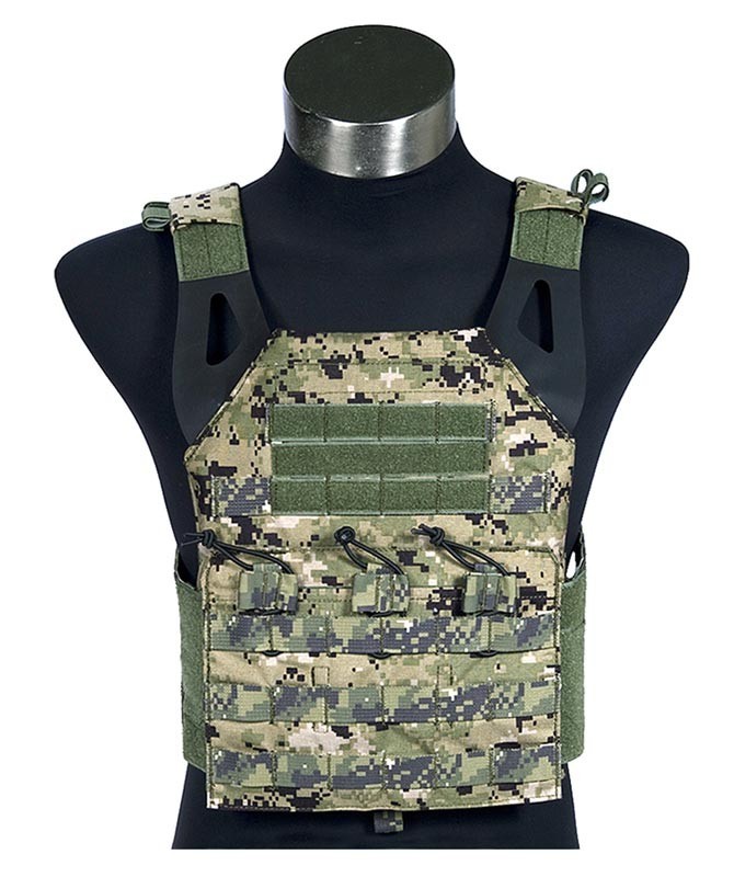 FLYYE MOLLE Swift Plate Carrier JPC Vest AOR1 Navy Seal Desert Camo NWU AOR2