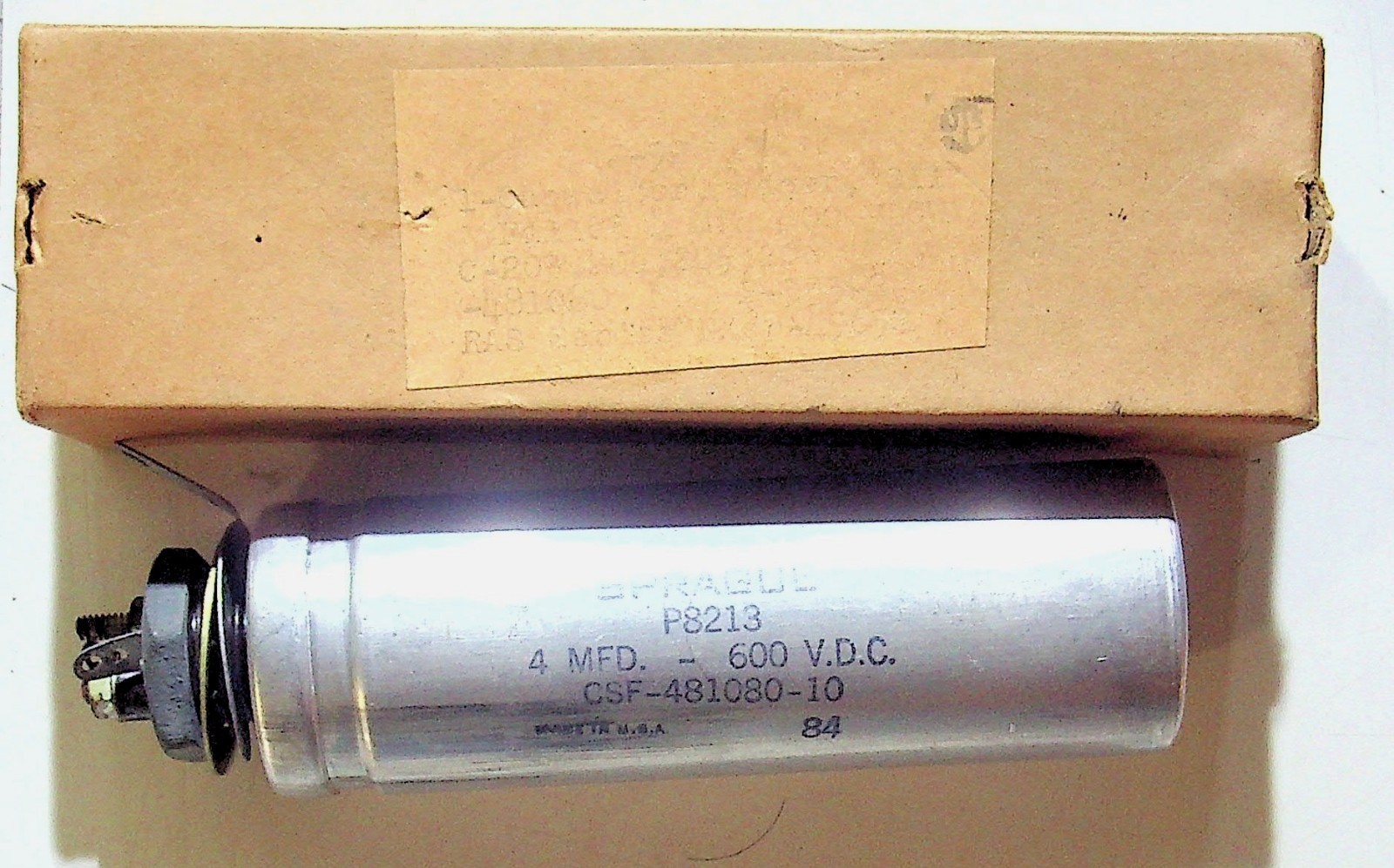 Vintage Sprague Capacitor P8213 4 MFD 600 VDC CSF-481080-10 USA AS-IS