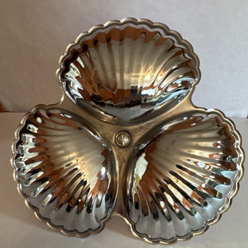 Vintage Three Section Serving Tray with Handle, Shell Design, 10.75" x 7"