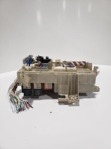 Engine ECM Multiplex Network Left Hand Dash US Market Fits 2002 CAMRY E OEM