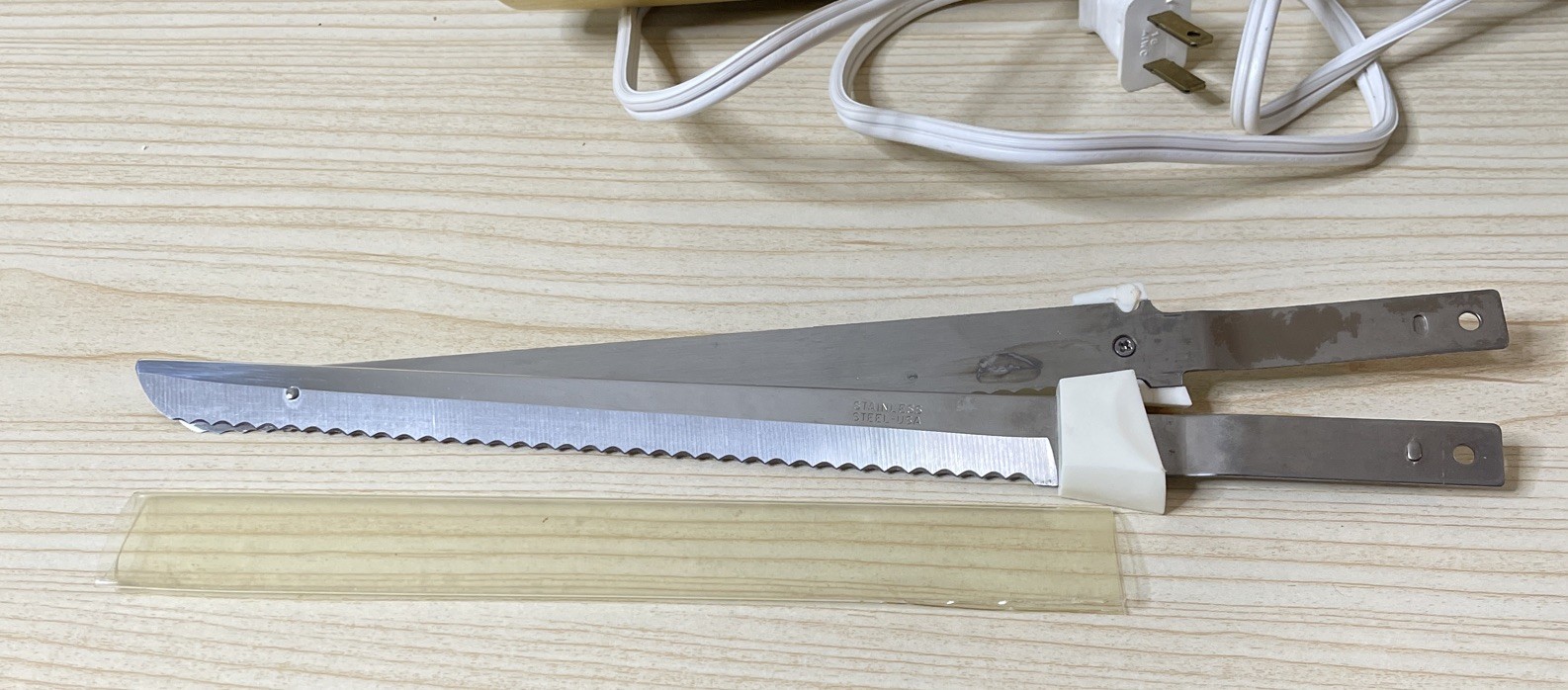 Hamilton Beach Scovill Electric Knife Model 354 Tested & Works Made In USA