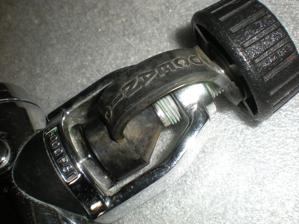 Oceanic 4000 PSI Scuba Diving Regulator ONLY ASIS UNTESTED