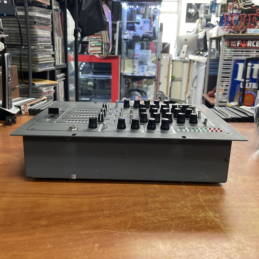 Vestax PMC-17A DJ NO CHARGER UNTESTED GOOD CONDITION!!!