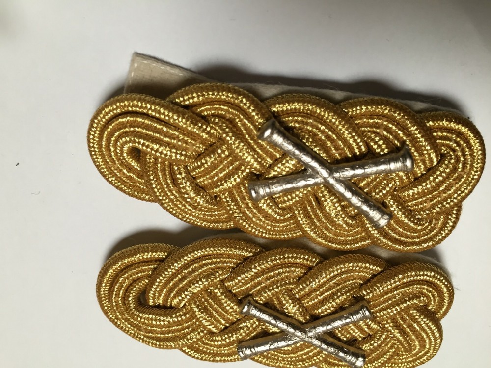 GERMAN WW2 LUFTWAFFE Feld Marshall shoulder Boards with Battons