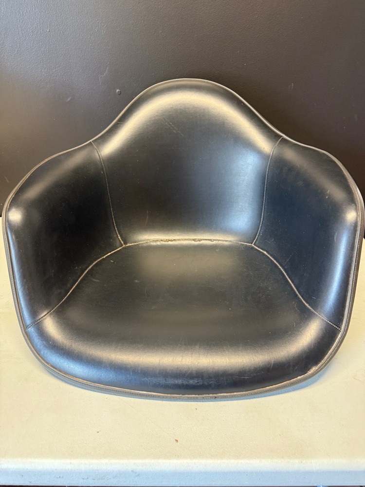 📈💥Original HERMAN MILLER Eames BLACK Fiberglass Shell (Shell Only)