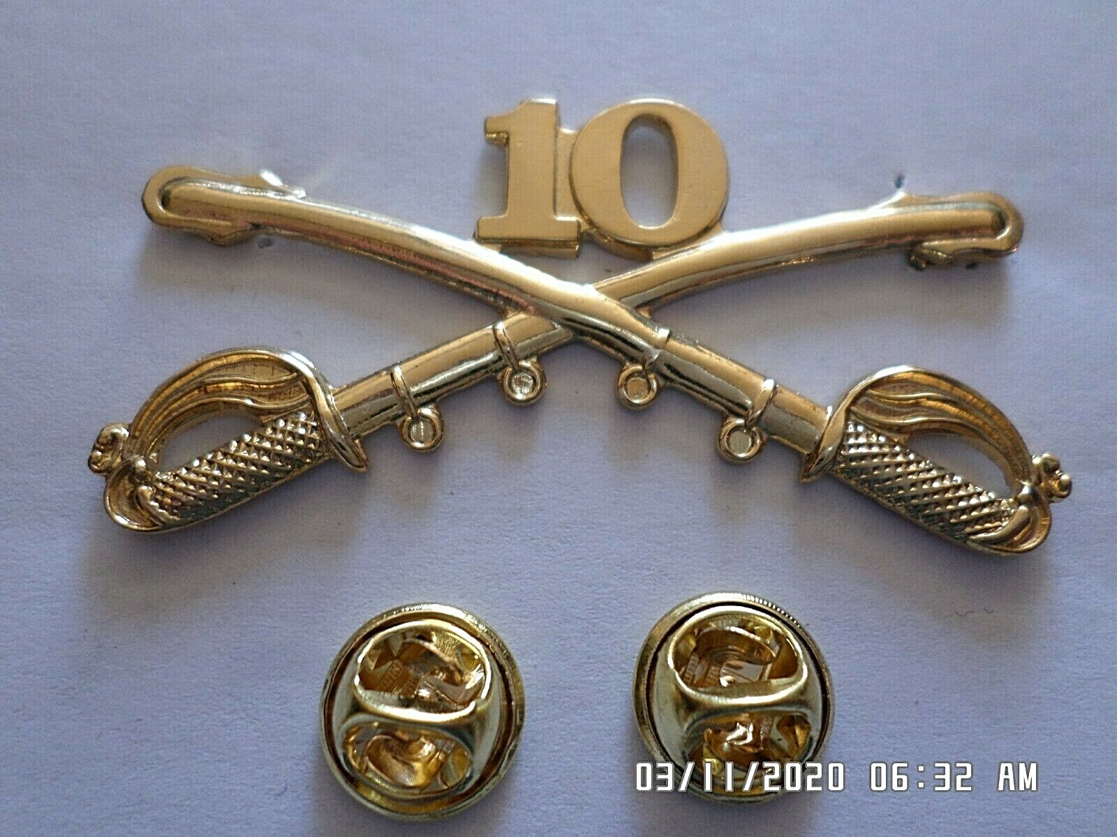 10th CAVALRY SWORDS SABERS MILITARY HAT PIN REGIMENT BADGE BUFFALO SOLDIERS