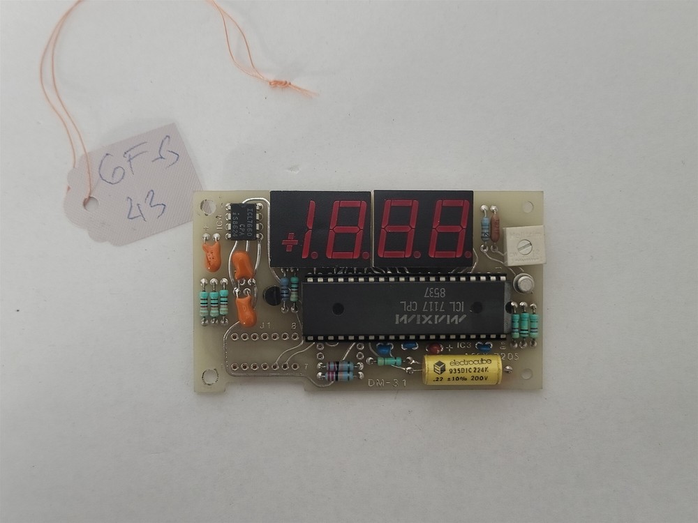 Datel Intersil DM-XXXX(X)-1 Digital Panel Meter , 2V Range , PC-7208-B