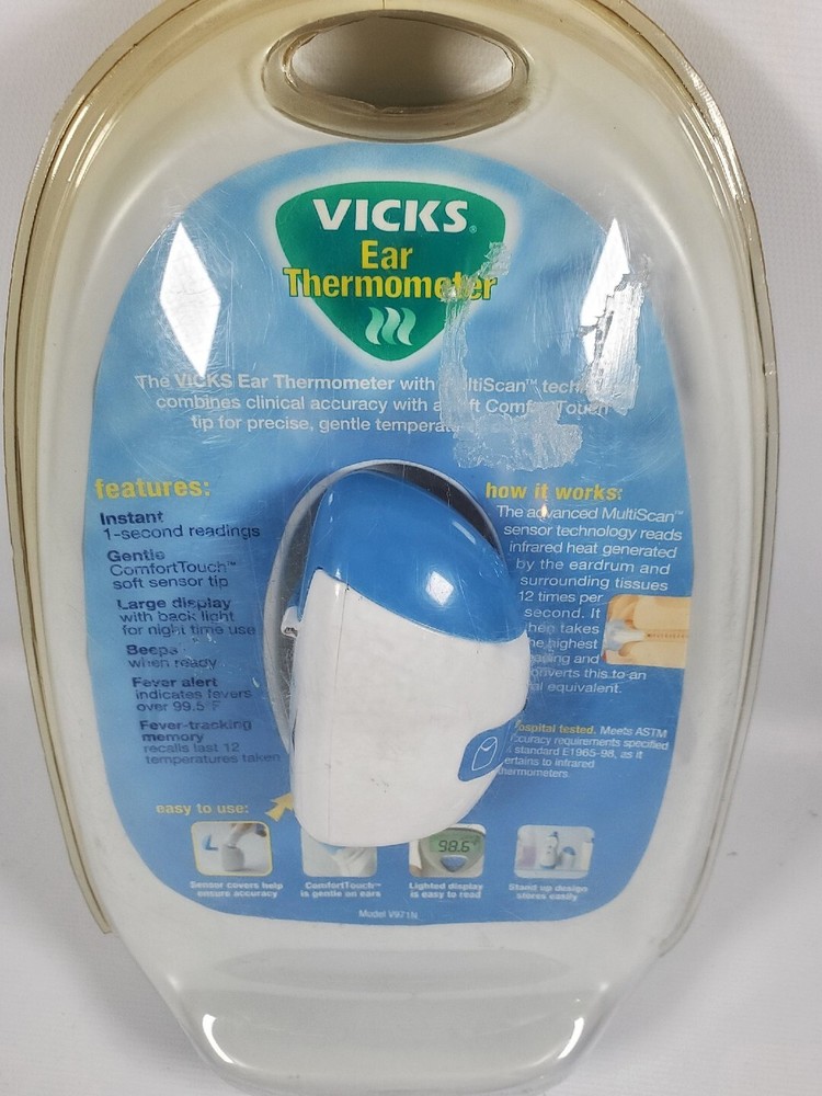 VICKS Multiscan Ear Thermometer With Protective Cap For Storage