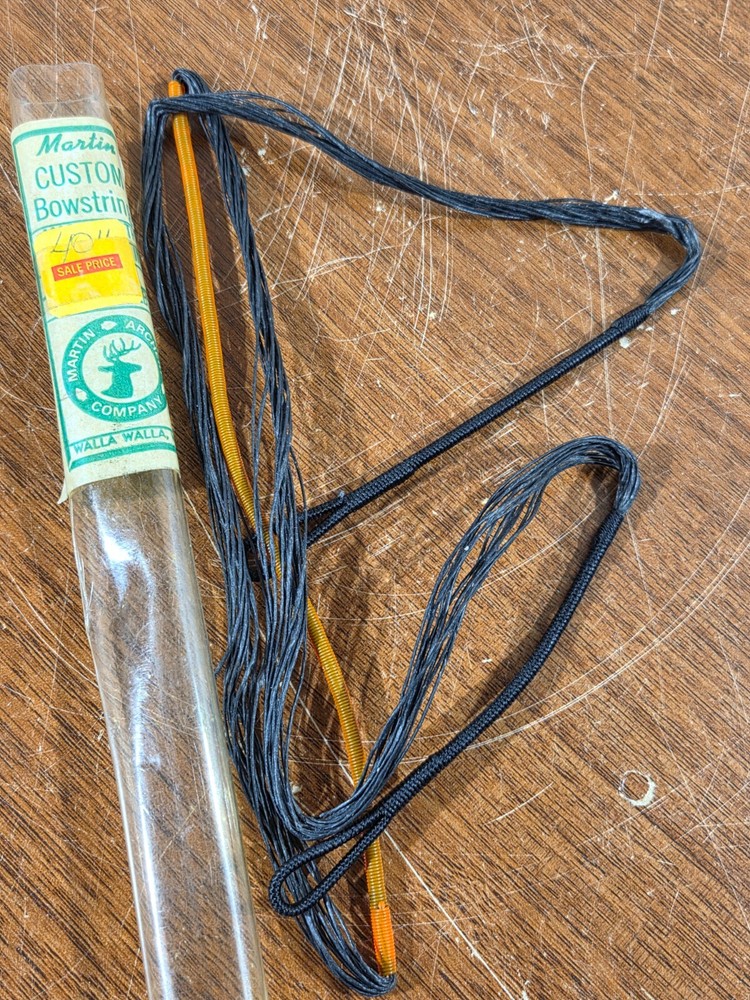 Vintage Martin Custom Bowstring 40"