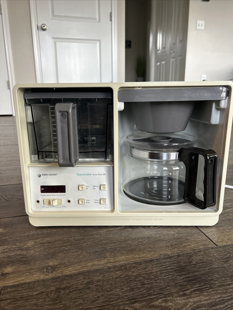Black & Decker SpaceMaker SDC3A 10 Cups Coffee Maker Tested Works *No brackets*