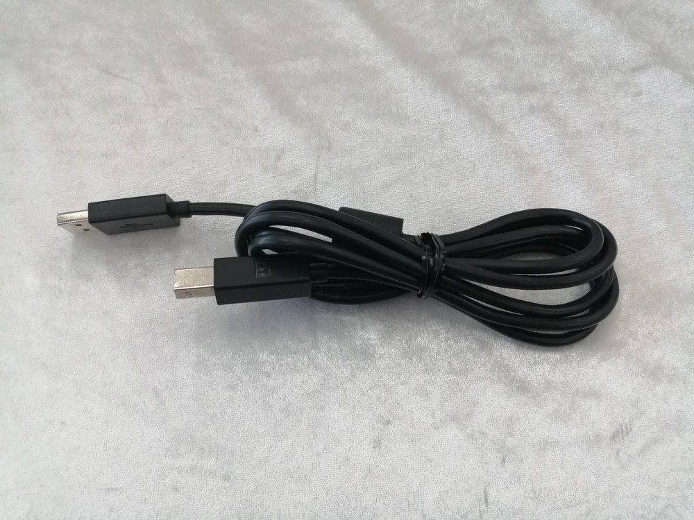 NATIVE INSTRUMENTS TRAKTOR KONTROL S2 MK3 DJ Controller w/ Cable Tested MG01 9.0