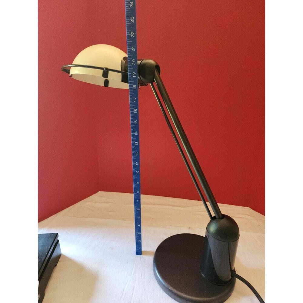Postmodern Deta!ls D Lyra Desk Table Lamp