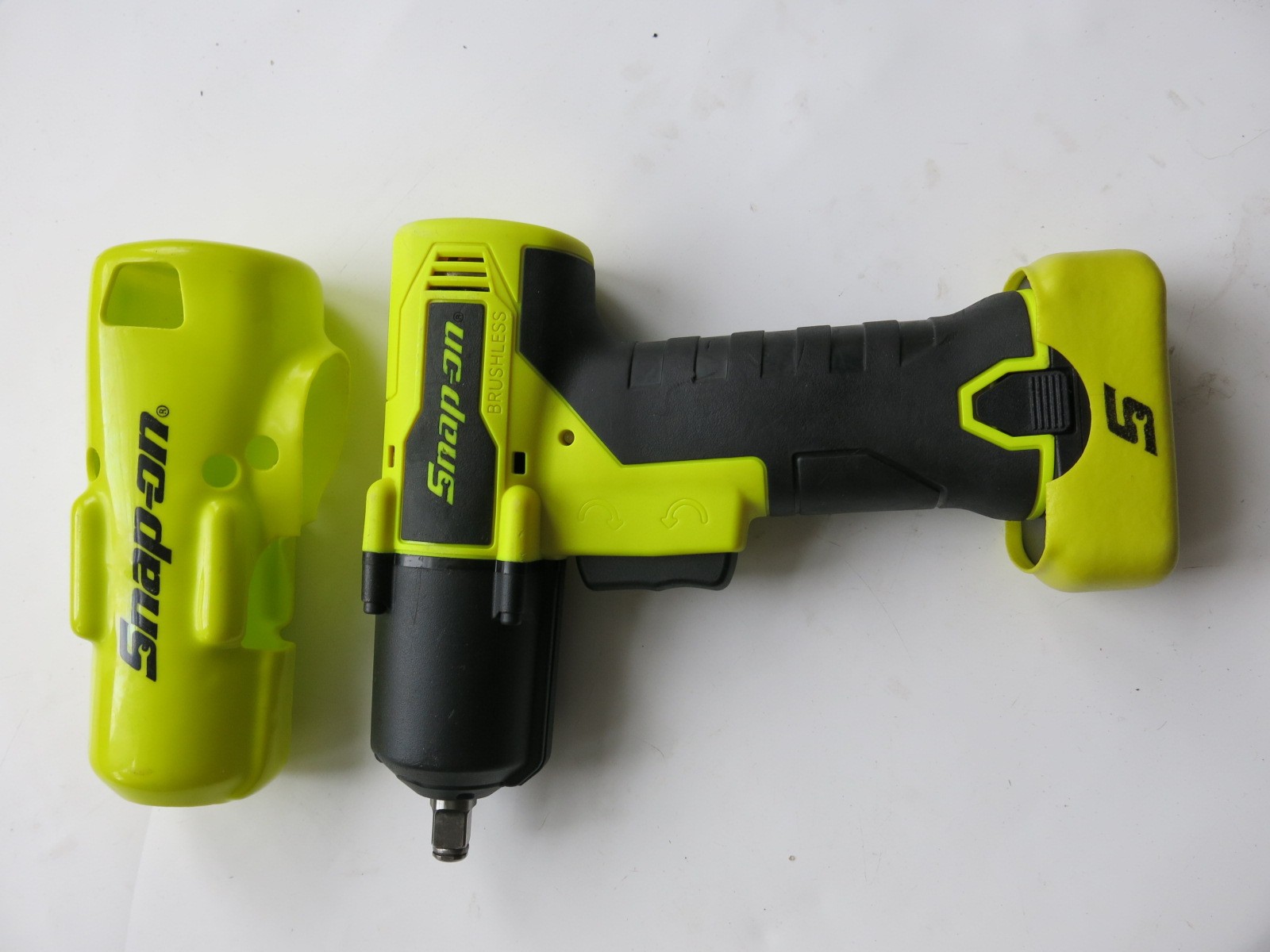 Snap-On CT861 Hi-Viz Impact Wrench 3/8" 14.4v Cordless Battery Charger Boots Set