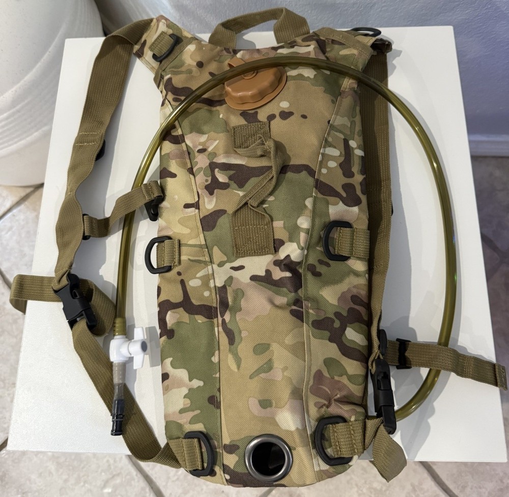 KMS Hydration Backpack 3.0L Camo with Water Bladder