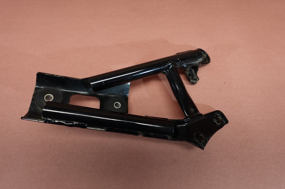 2005-2009 SUZUKI BOULEVARD C50 VL800 Exhaust Support Mount Bracket