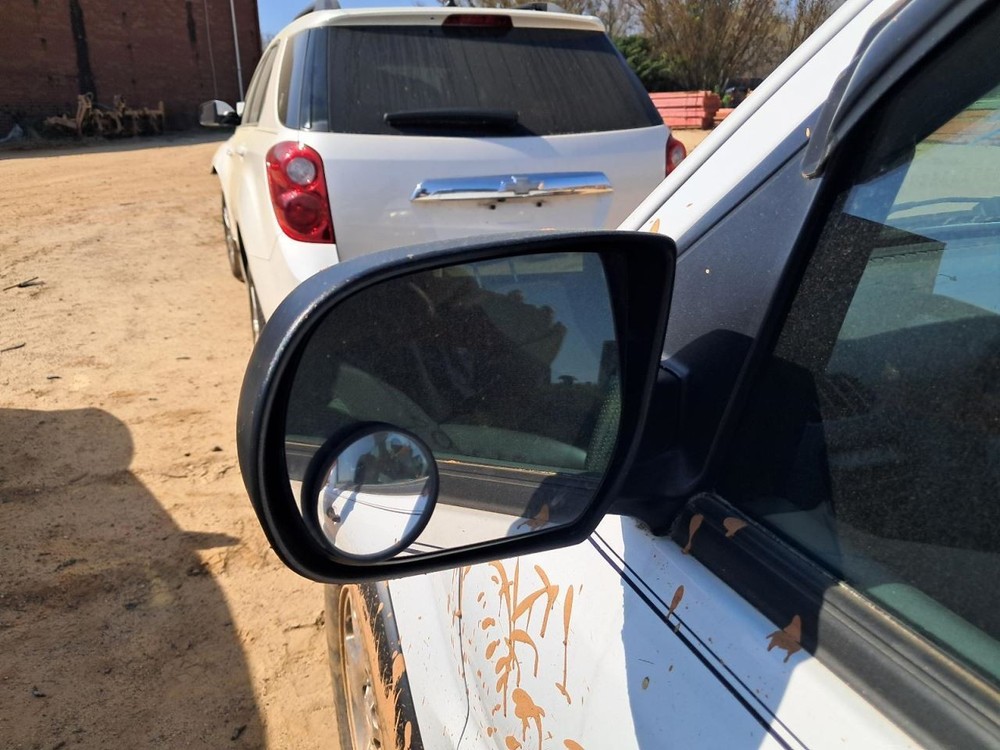 Console Front Floor Fits 03-04 ESCAPE 5024713