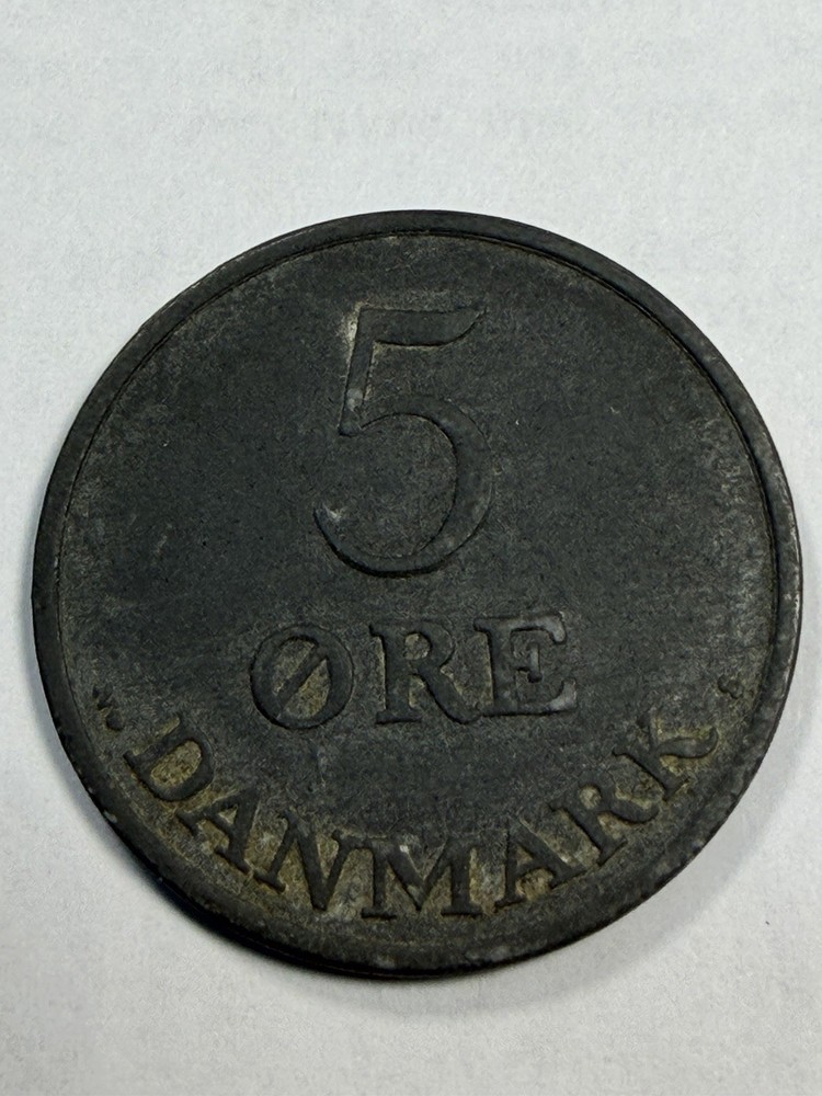 1953 Denmark 5 Ore. t057