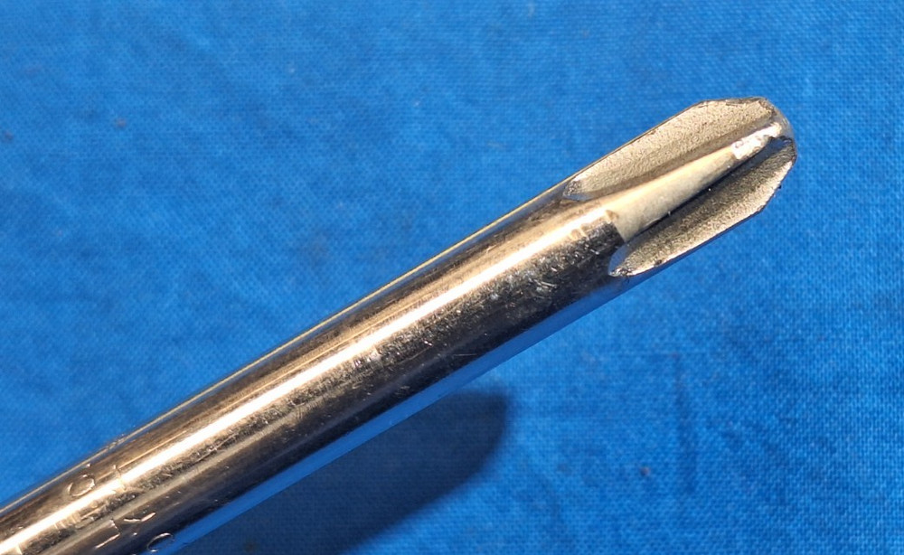 Vintage Matco Tools Maroon handle SDM128P4 13" long #4 phillips screwdriver