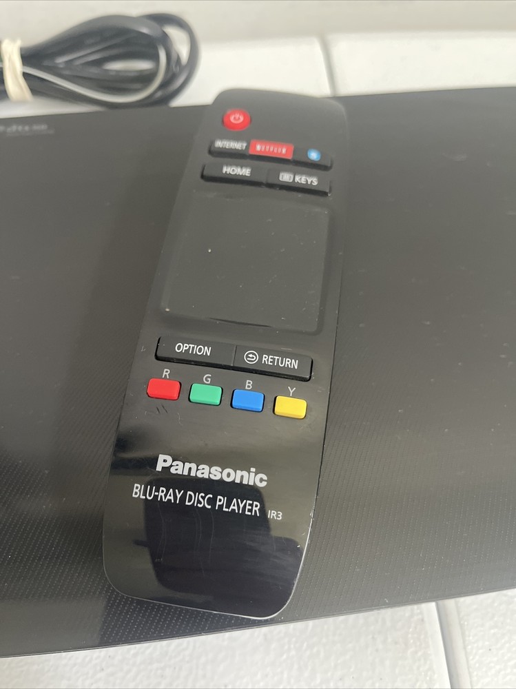Panasonic Model DMP-BDT320 3D Full HD Blu-ray DVD Player - W/remote- Tested