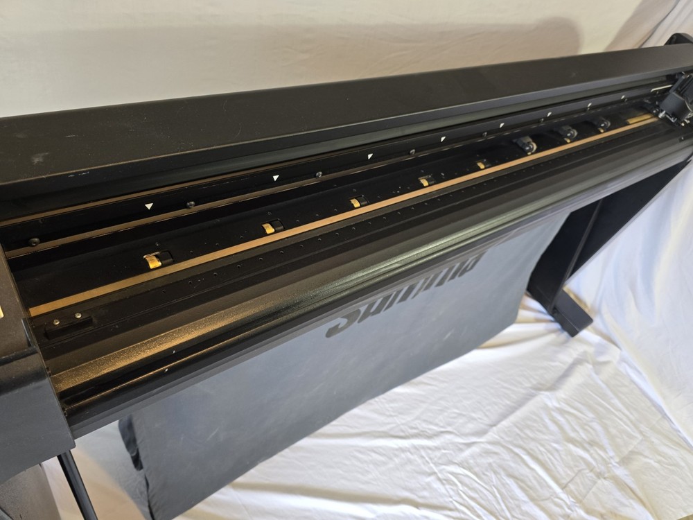 Summa S2 T140 Large Format Plotter Cutter Machine