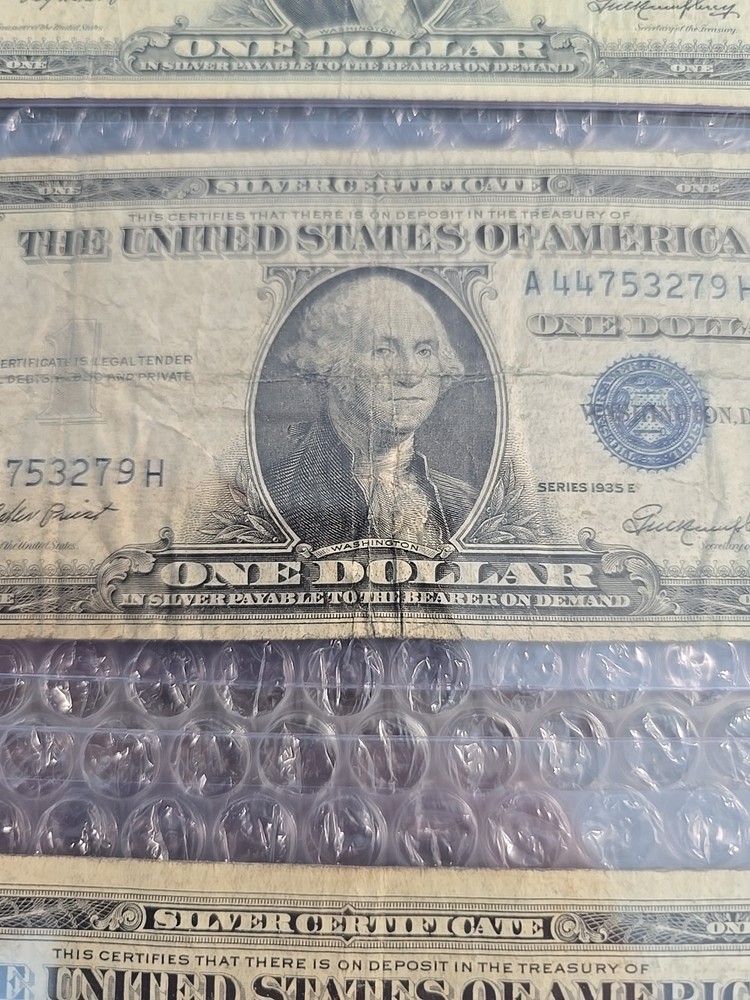 Three-$1 1935E "NO MOTTO" SILVER CERTIFICATE NOTES