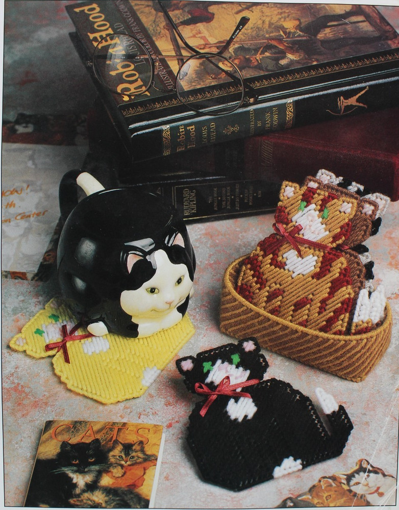 FAt Cat Coasters Annies Plastic Canvas Club Pattern 1995