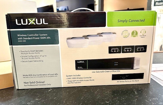 LUXUL Wireless Controller System: XWS-1310