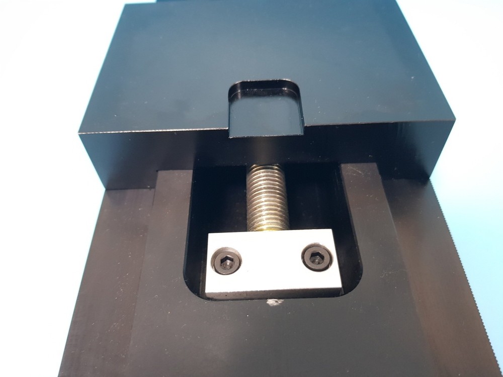 240mm Linear Manual Stage