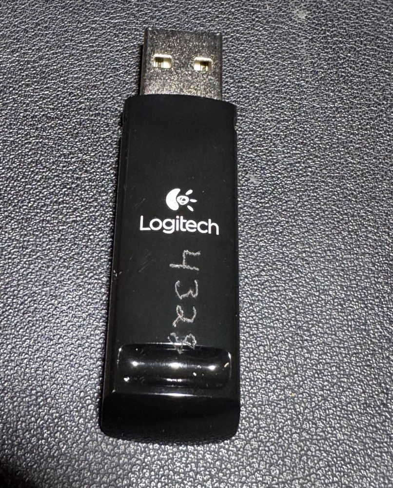 🟢 Logitech Wireless R400, Wireless Presentation Remote Laser point