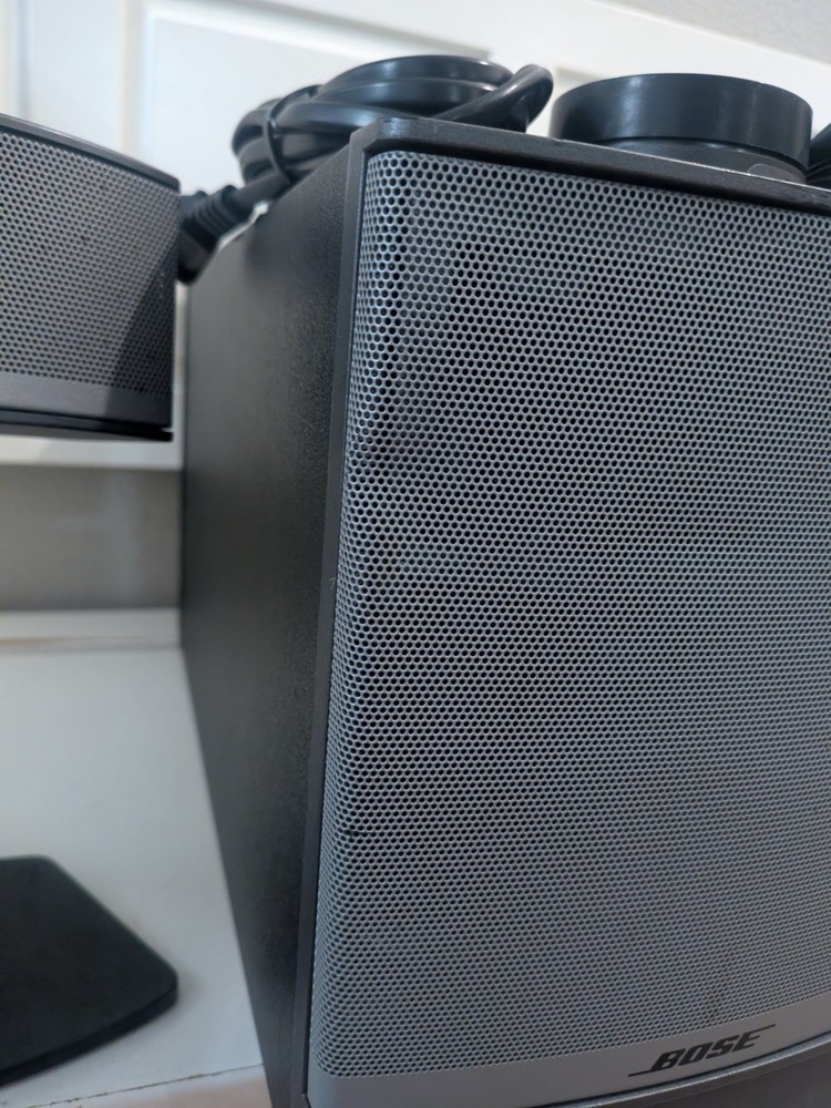 Bose Companion 5 Series Multimedia Speaker System Complete Set